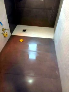 Shower floor tiling